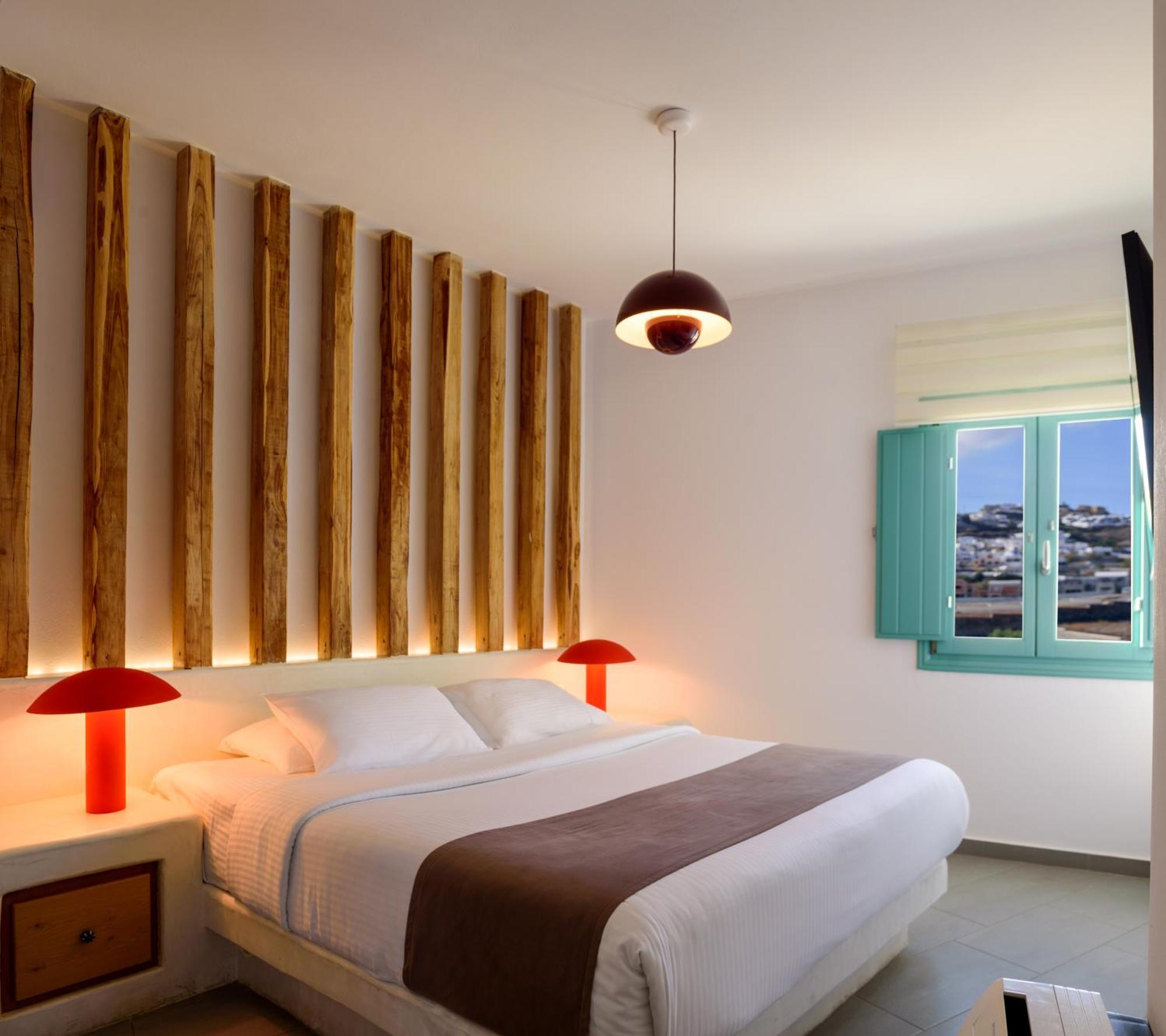 Neptune Luxury Suites Akrotírion Eksteriør bilde