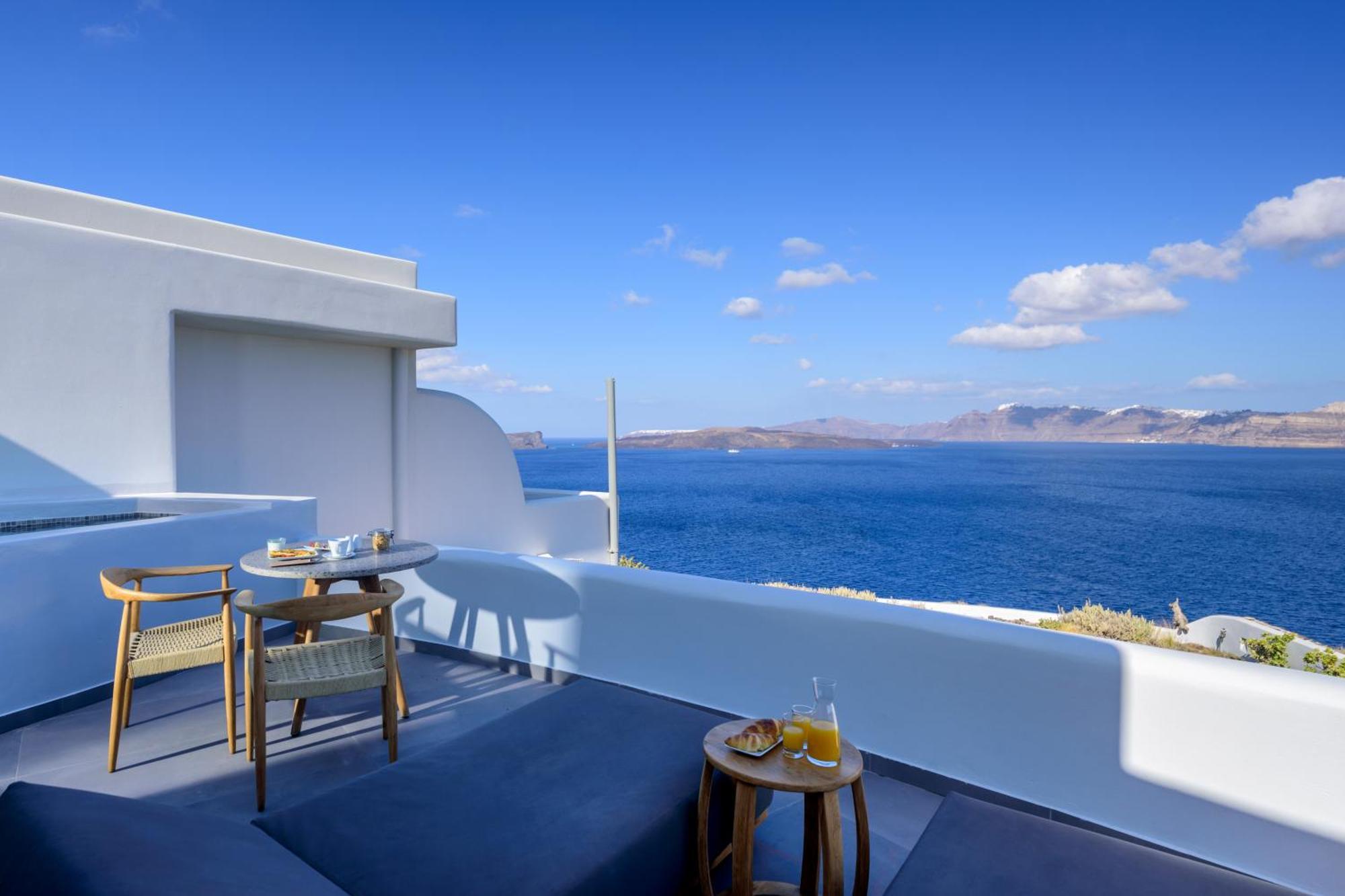 Neptune Luxury Suites Akrotírion Eksteriør bilde